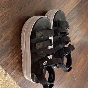 Nike Kids Black and White Sandals